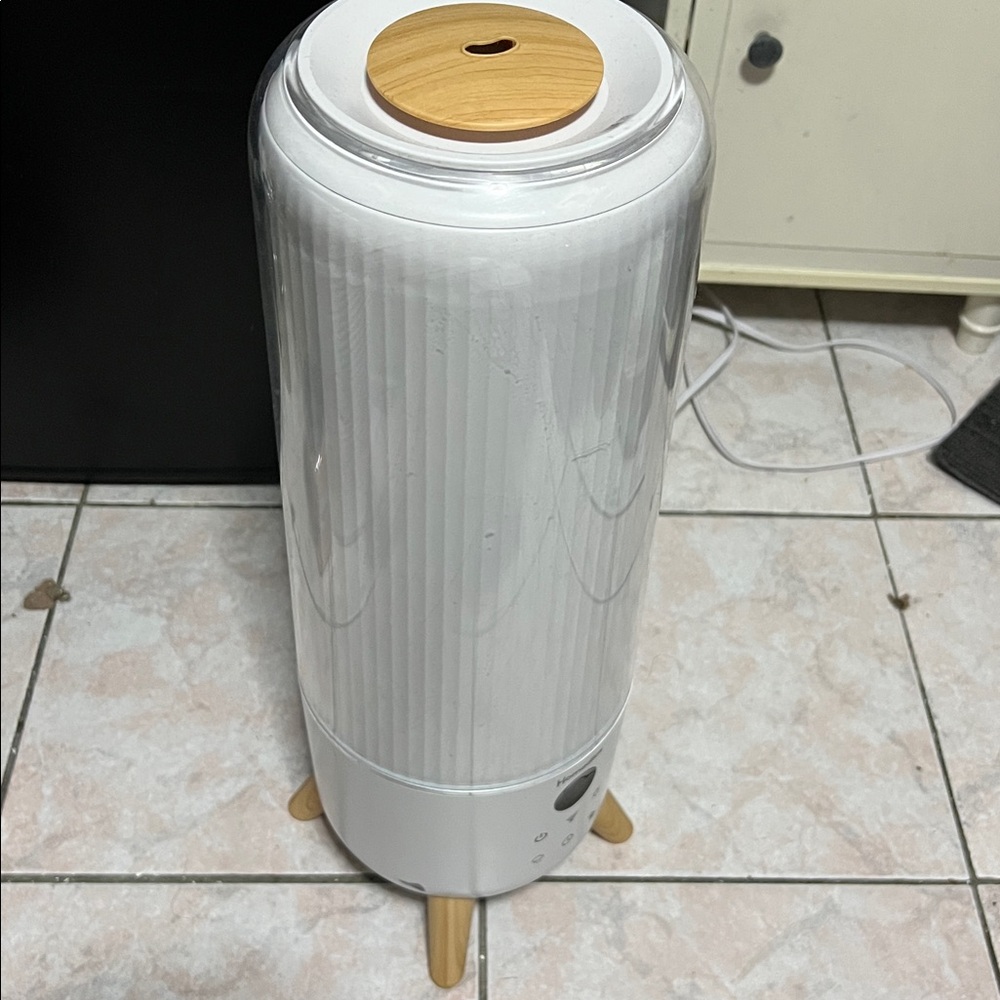 Homedics
TotalComfort® Deluxe Ultrasonic Humidifier - Picture 7 of 9